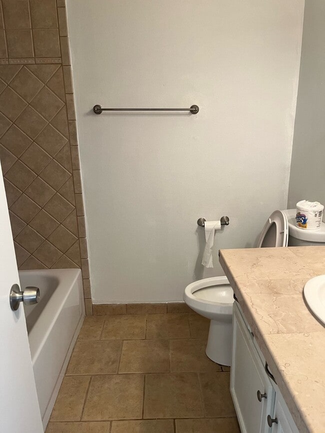 Building Photo - 17035 Judyleigh Dr