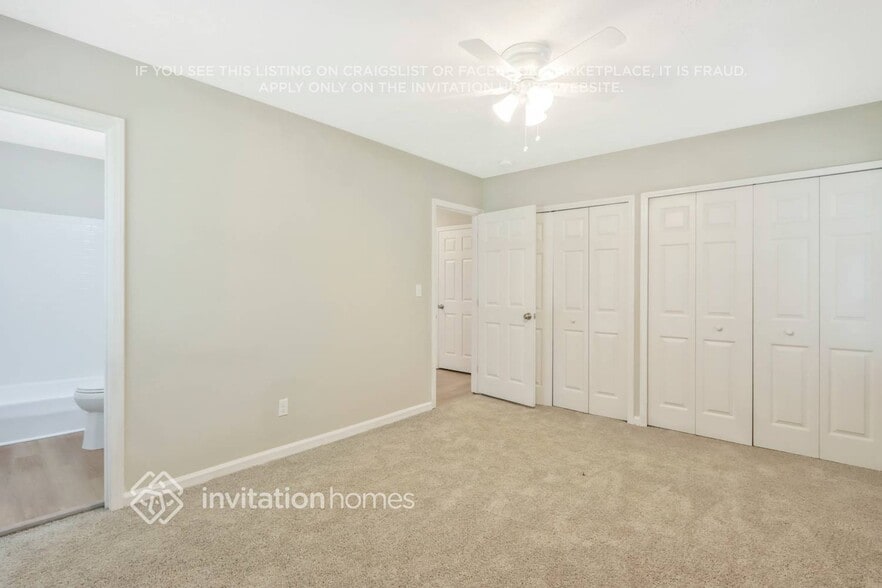 Building Photo - 921 Dawn Ct SE