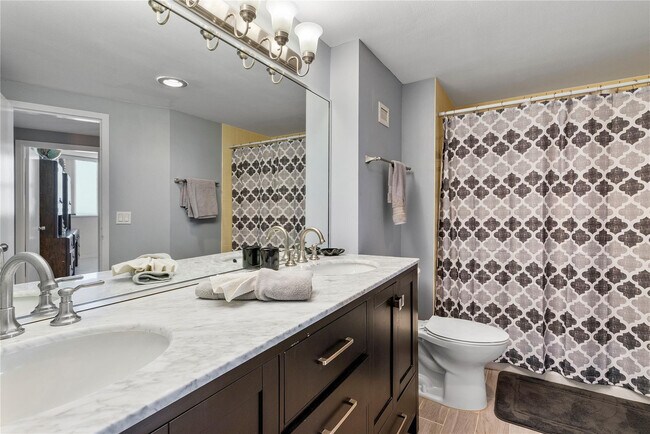 Building Photo - 58 N Collier Blvd