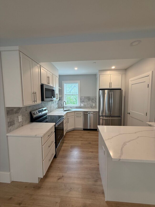 Building Photo - Brand New 2 bed 2 bath Lower Allston