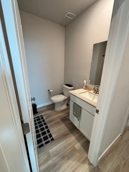 Building Photo - 14852 Macadamia Ln