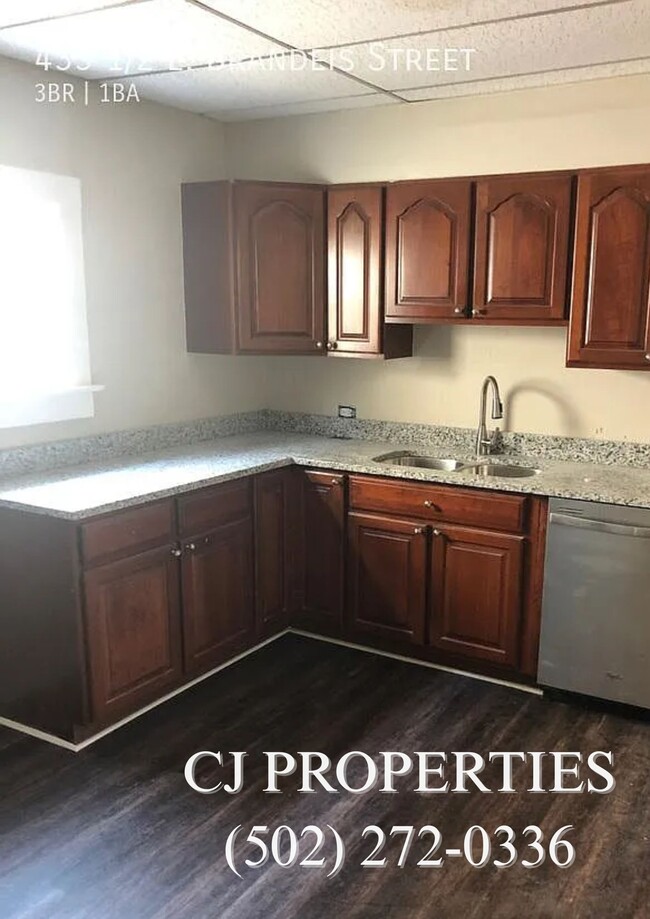 Building Photo - 433 1/2 E. Brandeis Street