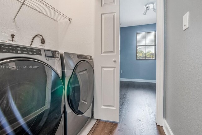 Building Photo - 11507 NW 77th St