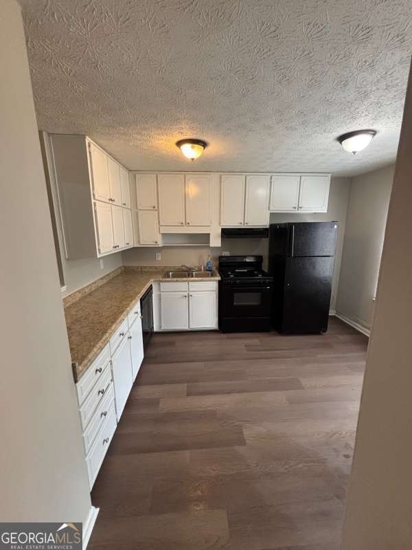 Building Photo - 8511 Pineland Dr