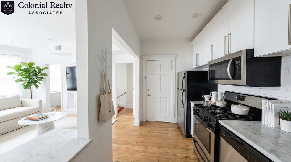 Building Photo - 69 Babcock St