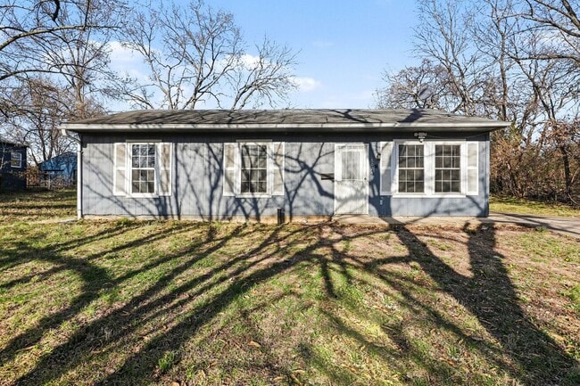 Building Photo - 8024 Montgall Ave