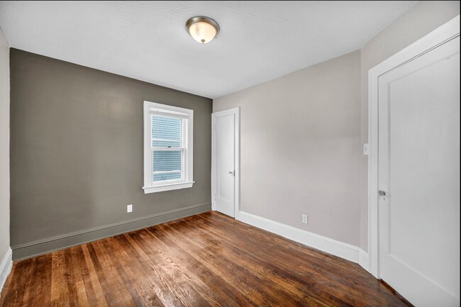 Building Photo - 12721 Barrington Ave