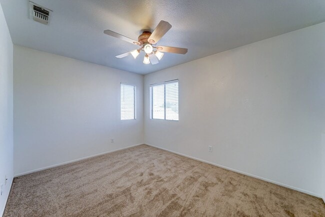Building Photo - Desirable North Phoenix  Home with 1 Downstairs Bedroom!!!