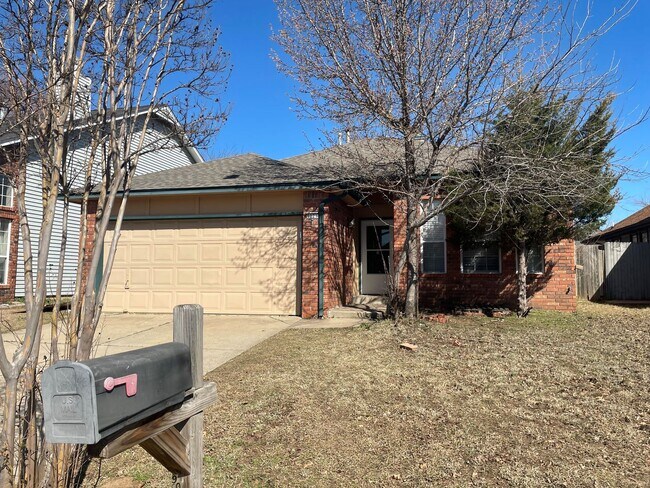 Primary Photo - Very Nice home in great neighborhood.