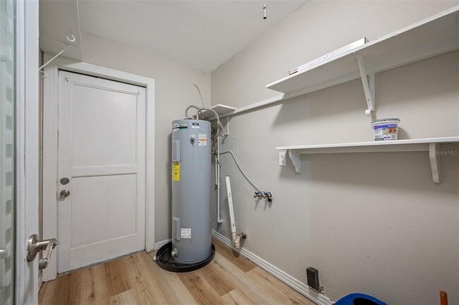 Building Photo - 4704 W Wyoming Ave