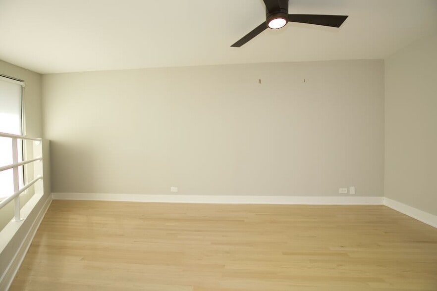 Building Photo - 949 W Grace St