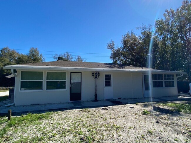 Building Photo - 1512 N Chickasaw Trail