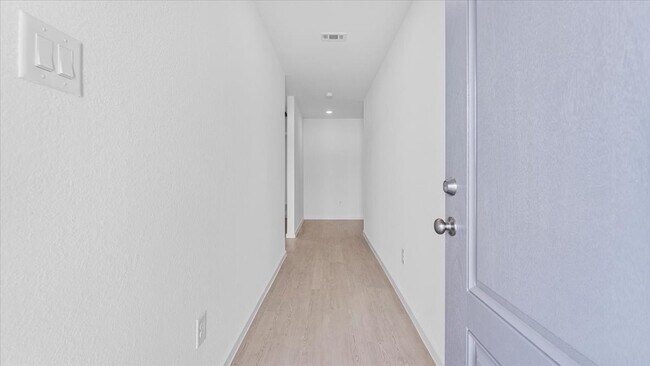 Building Photo - 10248 Prairie Dunes Ln
