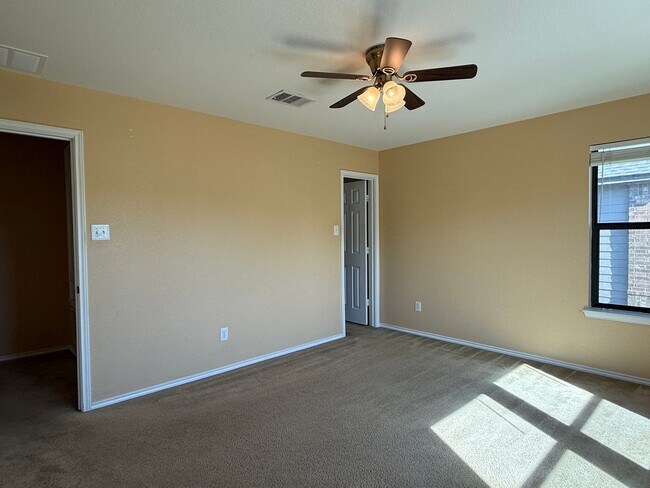 Building Photo - 2250 Howry Dr