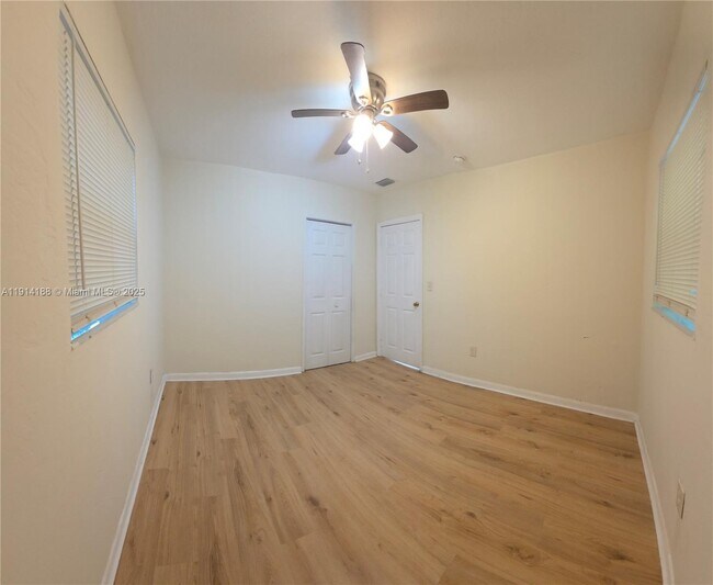 Building Photo - 1085 NW 133rd St