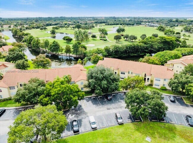 Building Photo - 12620 Vista Isles Dr