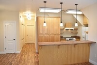 Building Photo - 400 Davis St