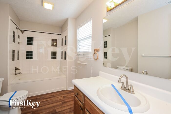 Building Photo - 5009 Harpers Ln