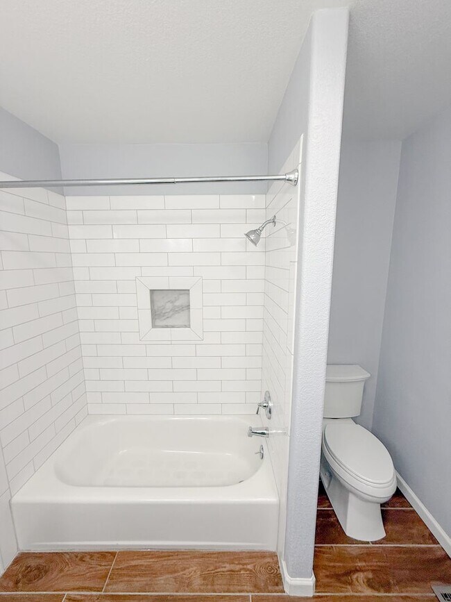 Building Photo - 4 Bedroom, 2 Bath in Pine Grove