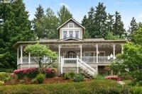 Building Photo - 12805 SE Spring Mountain Dr