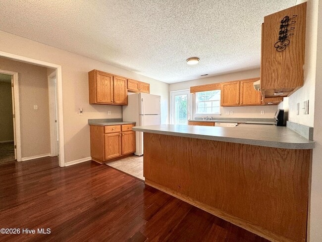 Building Photo - 521 Jimmies Creek Dr