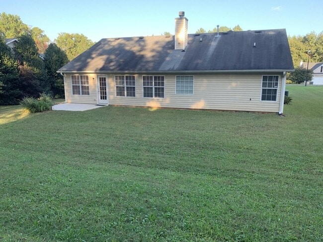 Building Photo - 75 Queensland Ln