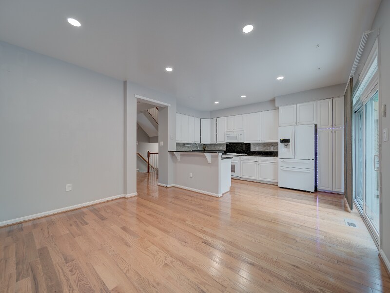 Building Photo - 3006 Fallswood Glen Ct