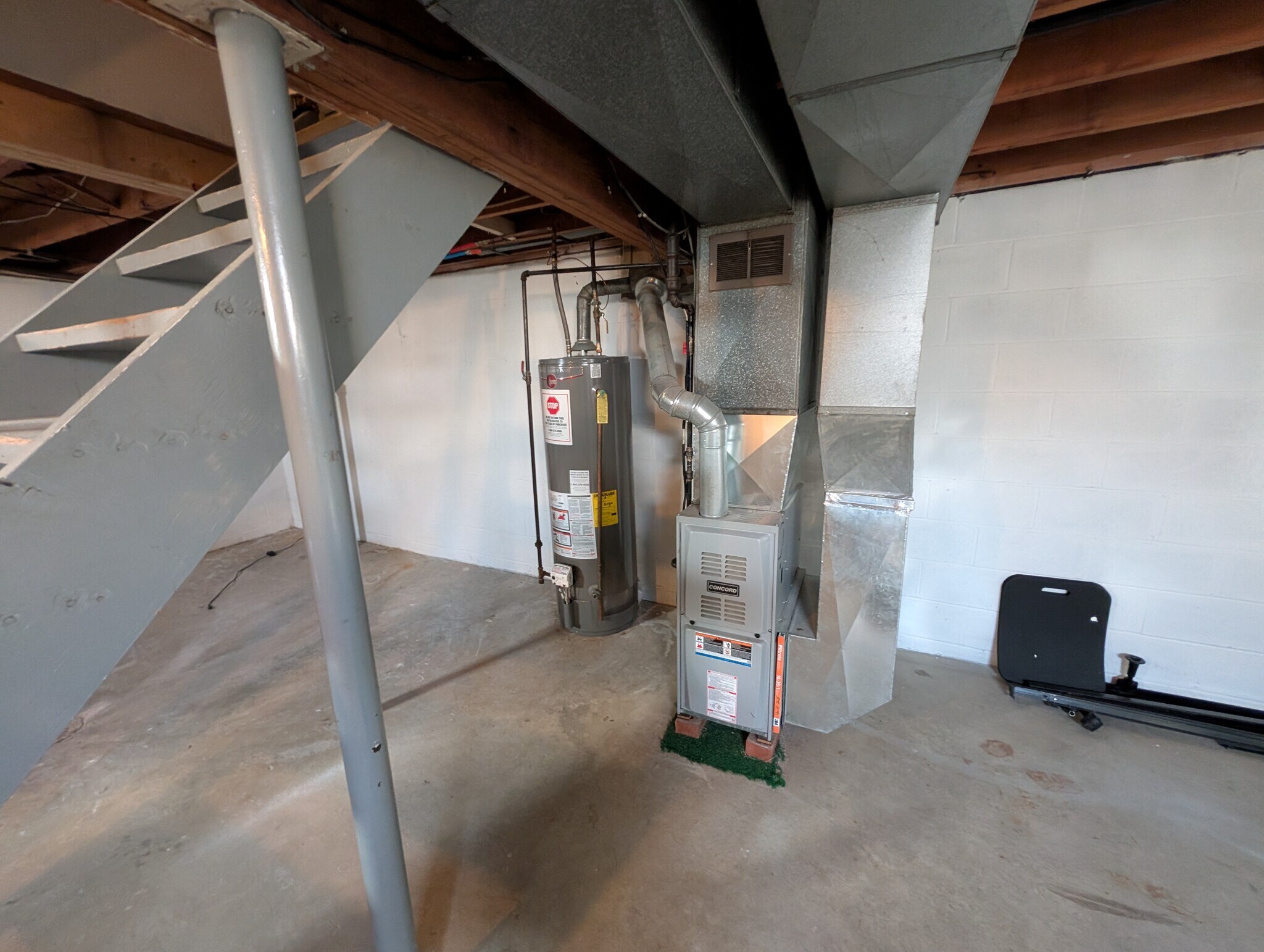 Building Photo - 1367 Wertz Ave SW