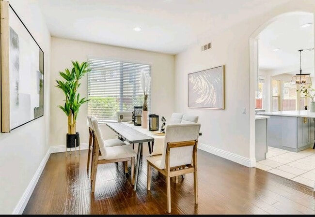 Formal Dianning - 7172 Wild Lilac Ct