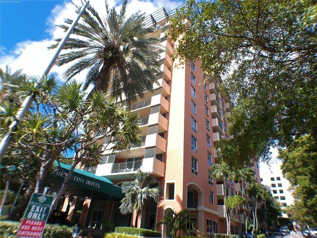 Primary Photo - 2951 S Bayshore Dr