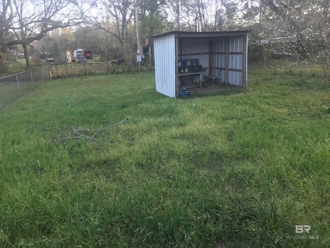 Building Photo - 20370 US-90