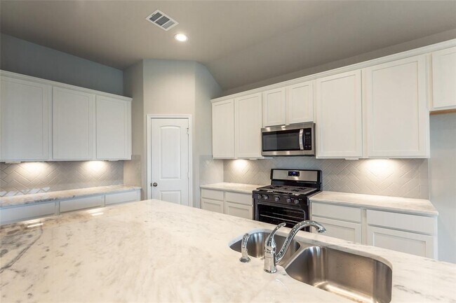 Building Photo - 24419 Tesino River Cir
