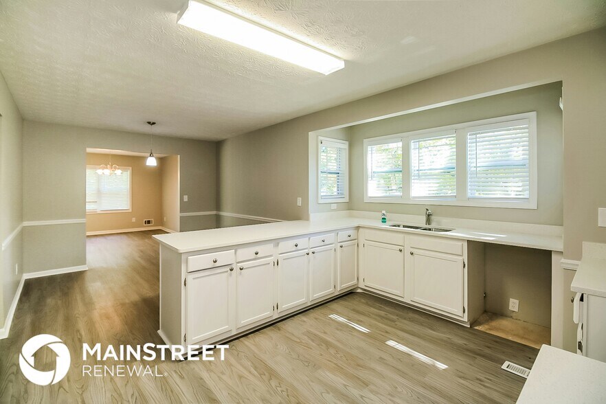 Building Photo - 100 Smokemont Dr