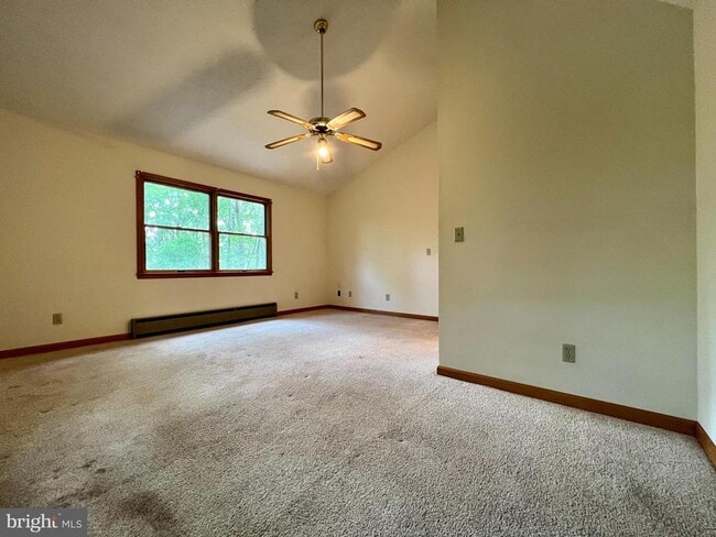 Building Photo - 148 Fieldstone Ln