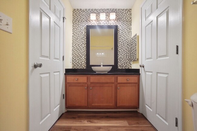 Building Photo - 245 Amal Dr. SW Atlanta, GA 30315