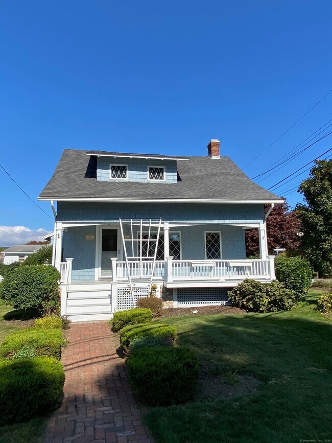 Primary Photo - 22 Beach Rd