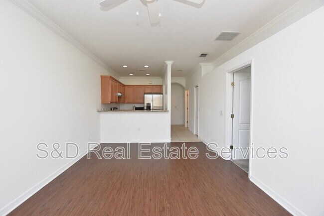 Building Photo - 6352 Sedgeford Dr