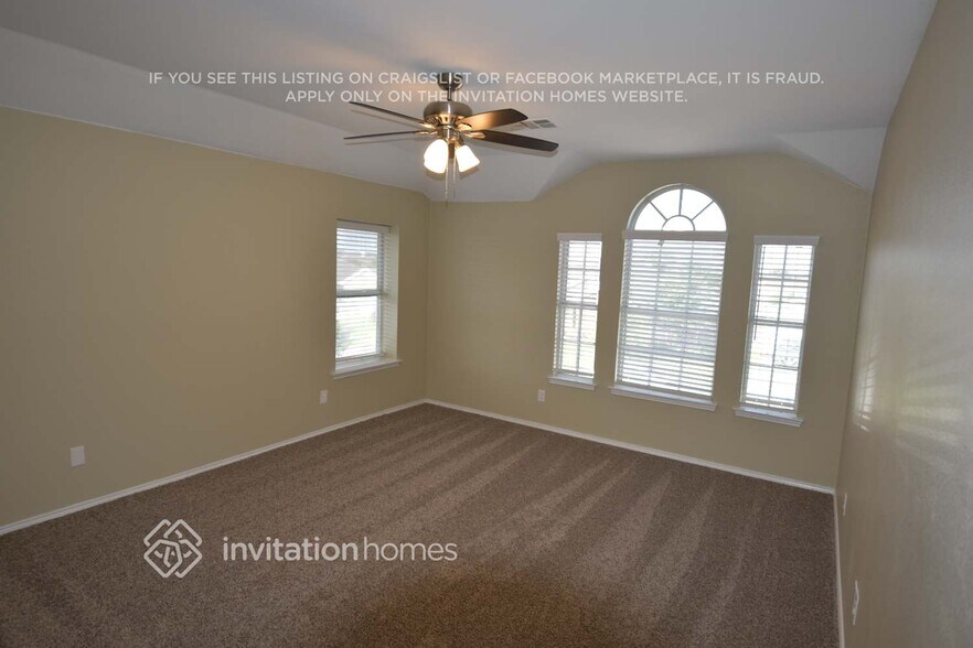 Building Photo - 7215 Fossil Garden Dr
