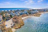 Building Photo - 842 Dune Rd