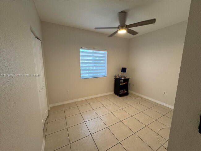 Building Photo - 3384 W 80th St