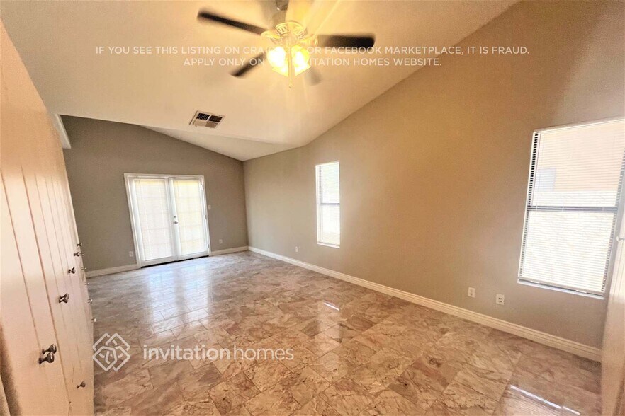 Building Photo - 1232 W Seascape Dr