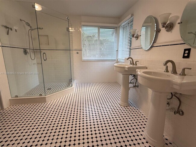 Building Photo - 8152 Mystic Harbor Cir