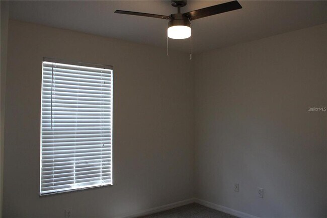 Building Photo - 7840 Carriage Pointe Dr