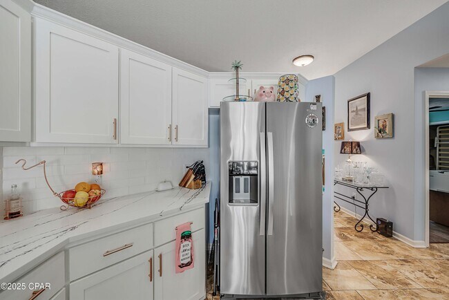 Building Photo - 625 Amberjack Dr