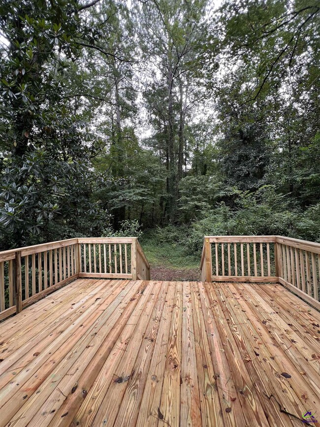 Building Photo - 789 S Forest Lake Dr