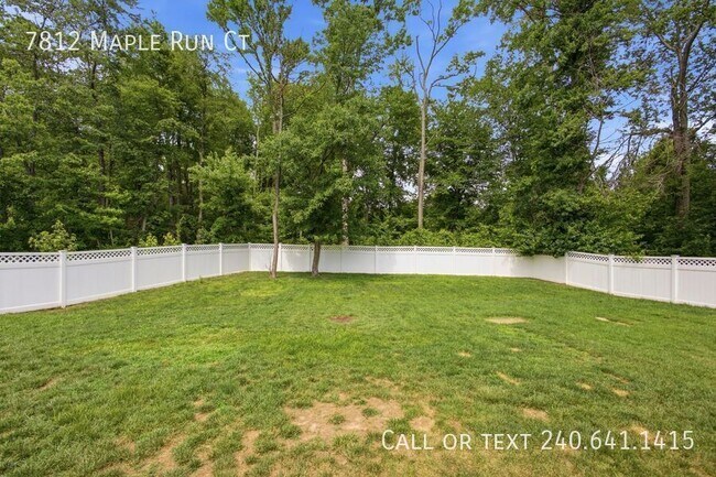 Building Photo - 7812 Maple Run Ct