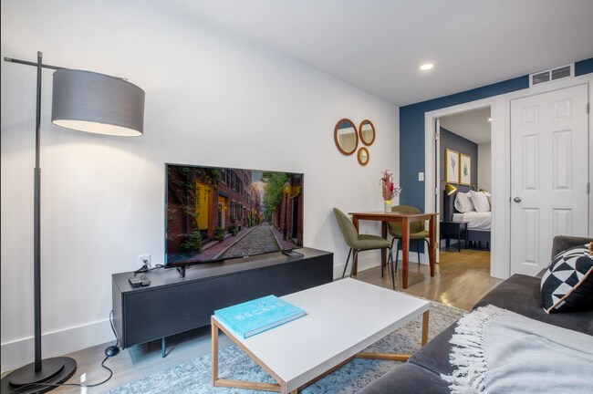 Building Photo - Modern Luxury in Historic Beacon Hill | 1 BR + Den, 1 BA