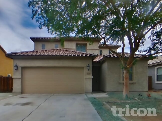 Building Photo - 4930 E Del Rio Dr