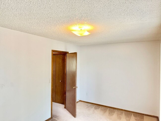 Building Photo - 3788 Red Canon Pl