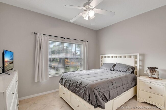 Building Photo - 11723 Waterbend Court